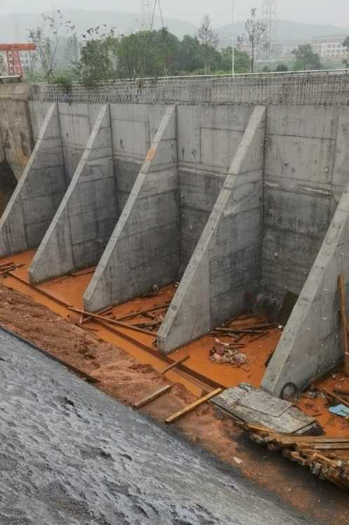 张家口涿鹿县锚杆式挡土墙